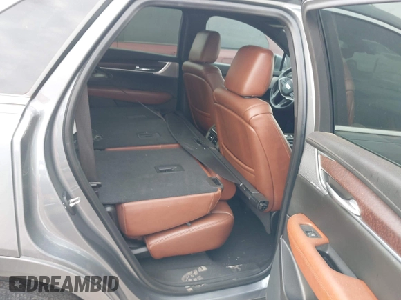 2021 Cadillac XT5 FWD Premium Luxury with VIN 1GYKNCRS5MZ128908, listed as a IAAI auction lot 41919571 with 51,280 mi miles and . Bid and sale history available at carsss.com. Image 8.