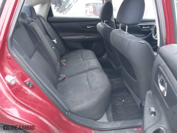 2018 Nissan Altima 2.5 SL with VIN 1N4AL3AP3JC133513, listed as a IAAI auction lot 41324260 with 110,918 mi miles. Bid and sale history available at carsss.com. Image 8.