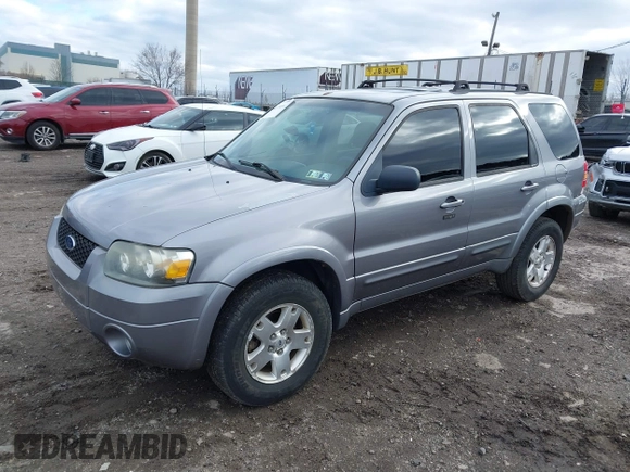 2007 Ford Escape Limited with VIN 1FMCU94147KB59008, listed as a IAAI auction lot 41751991 with 162,907 mi miles. Bid and sale history available at carsss.com. Image 2.