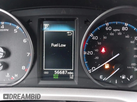 2017 Toyota RAV4 LE z VIN JTMZFREVXHJ107299, wystawiony jako IAAI lot #42422033 z przebiegiem 56 687 mil mil oraz . Historia ofert i sprzedaży dostępna na DreamBid. Obrazek 16.