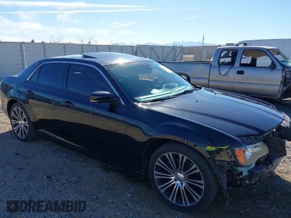 2013 Chrysler 300 with VIN 2C3CCABT2DH600560, listed as a IAAI auction lot 41725688 with 158,397 mi miles. Bid and sale history available at carsss.com. Image 1.