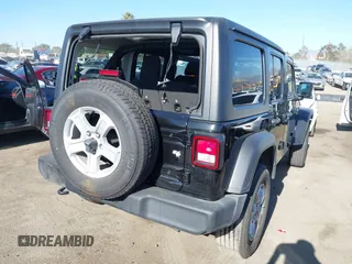 2022 Jeep Wrangler Unlimited Sport S with VIN 1C4HJXDN8NW263081, listed as a IAAI auction lot 41113466 with 34,238 mi miles. Bid and sale history available at carsss.com. Image 6.