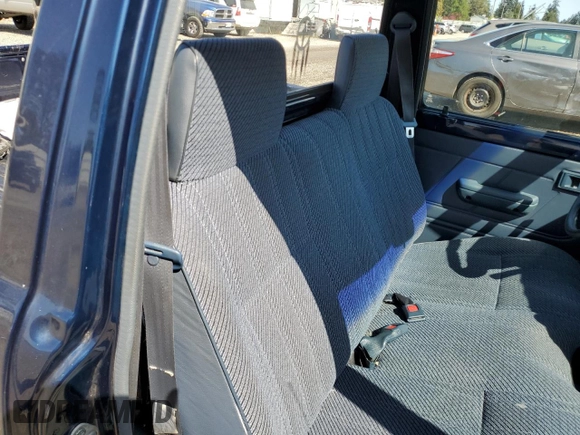 1994 Toyota Pickup with VIN 4TARN81A0RZ180129, listed as a Copart auction lot 51800195 with 153,538 mi miles and Salvage Title. Bid and sale history available at DreamBid. Image 10.