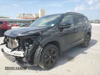 2022 Honda Pilot TrailSport z VIN 5FNYF6H8XNB055353, wystawiony jako Copart lot #48931235 z przebiegiem 63 894 mil mil oraz Szkoda całkowita • Salvage title. Historia ofert i sprzedaży dostępna na DreamBid. Obrazek 1.