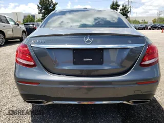 2017 Mercedes-Benz E-Class E 300 Luxury with VIN WDDZF4JB4HA099253, listed as a Copart auction lot 48785073 with Not Provided miles. Bid and sale history available at carsss.com. Image 6.