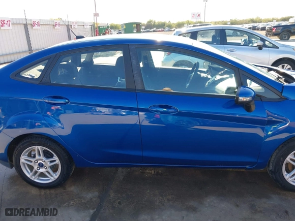2019 Ford Fiesta SE with VIN 3FADP4BJ4KM160172, listed as a IAAI auction lot 41054213 with 71,147 mi miles. Bid and sale history available at carsss.com. Image 14.