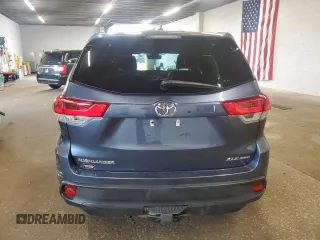 2017 Toyota Highlander XLE with VIN 5TDJZRFH4HS425659, listed as a Copart auction lot 59679785 with 170,593 mi miles and Salvage title. Bid and sale history available at DreamBid. Image 6.