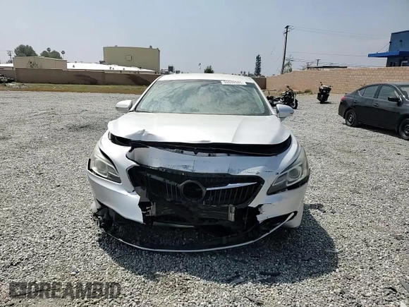 2017 Buick LaCrosse Essence with VIN 1G4ZP5SS8HU207573, listed as a Copart auction lot 55532085 with 62,660 mi miles and Salvage Title. Bid and sale history available at DreamBid. Image 13.