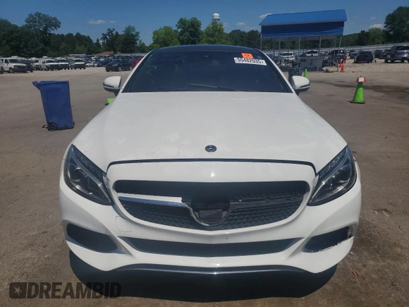 2018 Mercedes-Benz C 300 with VIN WDDWJ4JB8JF758851, listed as a Copart auction lot 55482035 with 98,945 mi miles and Clean title. Bid and sale history available at DreamBid. Image 5.