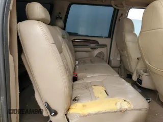 2001 Ford Excursion Limited z VIN 1FMSU43F91EA10949, wystawiony jako Copart lot #51003325 z przebiegiem 252 341 mil mil oraz Szkoda całkowita • Salvage title. Historia ofert i sprzedaży dostępna na DreamBid. Obrazek 11.