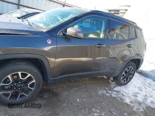 2019 Jeep Compass Trailhawk with VIN 3C4NJDDB3KT602029, listed as a IAAI auction lot 41618243 with 73,088 mi miles and . Bid and sale history available at DreamBid. Image 15.