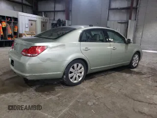 2006 Toyota Avalon XL z VIN 4T1BK36B46U090893, wystawiony jako Copart lot #60064325 z przebiegiem 142 546 mil mil oraz Czysty tytuł • Clean title. Historia ofert i sprzedaży dostępna na DreamBid. Obrazek 3.