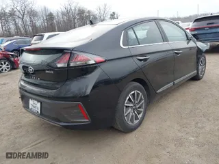 2021 Hyundai Ioniq Electric Limited with VIN KMHC85LJ1MU079180, listed as a IAAI auction lot 41503959 with 33,679 mi miles. Bid and sale history available at carsss.com. Image 4.