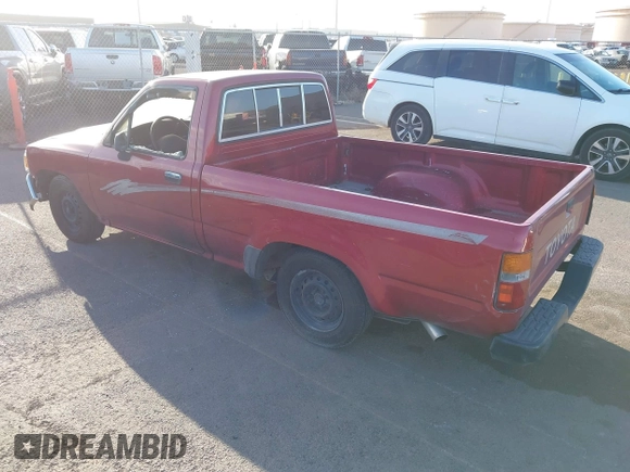 1993 Toyota Pickup DX z VIN JT4RN81P1P5162011, wystawiony jako IAAI lot #41721589 z przebiegiem 207 489 mil mil oraz . Historia ofert i sprzedaży dostępna na DreamBid. Obrazek 3.