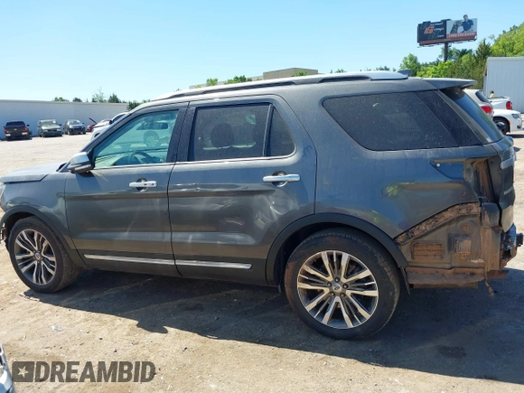 2017 Ford Explorer Platinum с VIN 1FM5K8HT3HGE10898, выставлен на аукционе IAAI как лот 42228417 с пробегом 149 792 миль миль и . История ставок и продаж доступна на DreamBid. Изображение 15.
