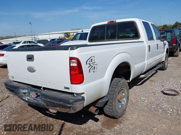 2003 Ford F-350 XL z VIN 1FTSW31P43EC84132, wystawiony jako IAAI lot #41940181 z przebiegiem 317 688 mil mil oraz . Historia ofert i sprzedaży dostępna na DreamBid. Obrazek 4.