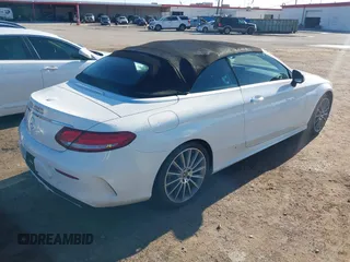 2018 Mercedes-Benz C 300 with VIN WDDWK4JB9JF754160, listed as a IAAI auction lot 41156623 with 71,289 mi miles and . Bid and sale history available at DreamBid. Image 4.
