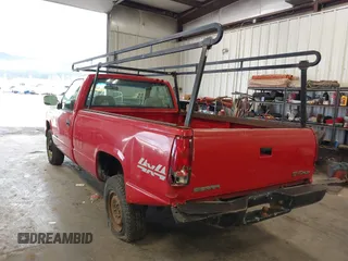 1993 GMC Sierra 1500 z VIN 1GTEK14H0PE542993, wystawiony jako IAAI lot #41833743 z przebiegiem 225 085 mil mil oraz . Historia ofert i sprzedaży dostępna na DreamBid. Obrazek 3.