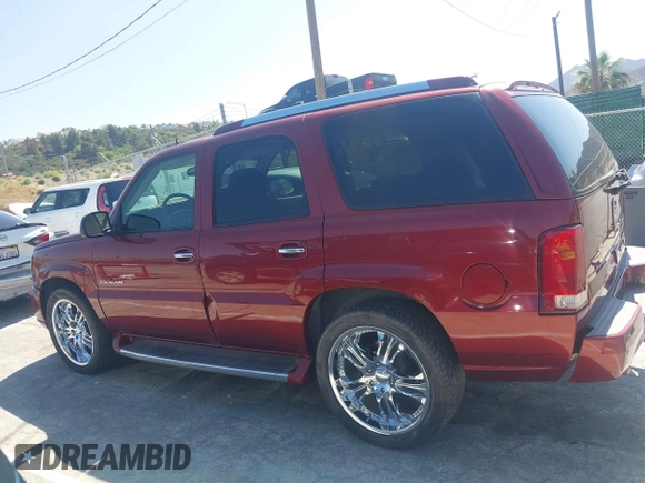 2003 Cadillac Escalade с VIN 1GYEC63T63R223370, выставлен на аукционе IAAI как лот 42475019 с пробегом 130 350 миль миль и . История ставок и продаж доступна на DreamBid. Изображение 14.
