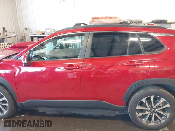 2024 Toyota Corolla Cross XLE with VIN 7MUDAABG3RV088783, listed as a IAAI auction lot 42433593 with 11,687 mi miles and . Bid and sale history available at DreamBid. Image 15.