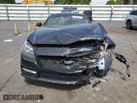 2014 Mercedes-Benz SLK 350 z VIN WDDPK5HA6EF091935, wystawiony jako Copart lot #62969735 z przebiegiem 72 049 mil mil oraz Szkoda całkowita • Salvage title. Historia ofert i sprzedaży dostępna na DreamBid. Obrazek 5.