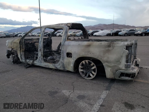 2022 Chevrolet Silverado 1500 RST with VIN 3GCUDEET5NG588423, listed as a Copart auction lot 76756344 with Not Provided miles and Non Repairable. Bid and sale history available at DreamBid. Image 2.