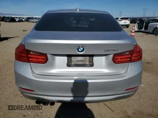 2015 BMW 3 Series 320i z VIN WBA3B1C52FK141604, wystawiony jako Copart lot #58096835 z przebiegiem 150 773 mil mil oraz Szkoda całkowita • Salvage title. Historia ofert i sprzedaży dostępna na DreamBid. Obrazek 6.