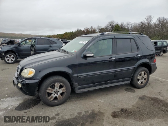 2005 Mercedes-Benz M-Class 3.7L with VIN 4JGAB57E35A559004, listed as a Copart auction lot 72765774 with 225,883 mi miles and Salvage Title. Bid and sale history available at carsss.com. Image 1.