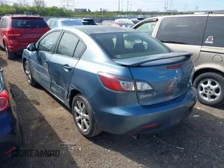 2010 Mazda 3 i Touring with VIN JM1BL1SG3A1260310, listed as a IAAI auction lot 42046200 with 193,646 mi miles and . Bid and sale history available at carsss.com. Image 3.
