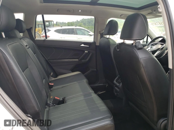 2022 Volkswagen Tiguan SE z VIN 3VV2B7AX3NM132294, wystawiony jako Copart lot #60587305 z przebiegiem 106 867 mil mil oraz Szkoda całkowita • Salvage title. Historia ofert i sprzedaży dostępna na DreamBid. Obrazek 11.