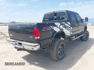 2005 Ford F-250 XL с VIN 1FTSW21P45EB16990, выставлен на аукционе IAAI как лот 41741408 с пробегом Не указан миль и . История ставок и продаж доступна на DreamBid. Изображение 4.