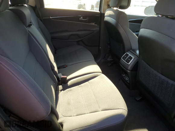 2016 Kia Sorento LX with VIN 5XYPGDA30GG054378, listed as a Copart auction lot 80247624 with 102,495 mi miles and Salvage Title. Bid and sale history available at carsss.com. Image 11.