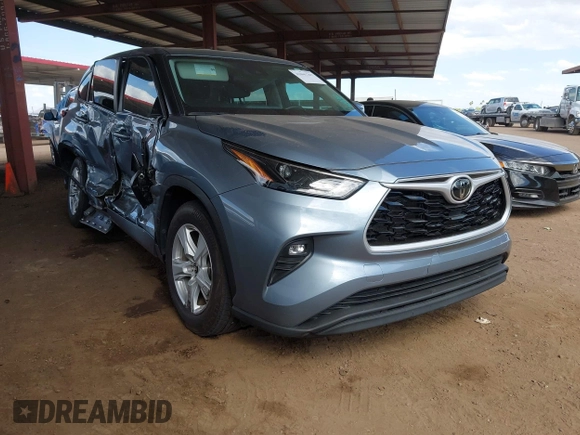 2024 Toyota Highlander LE with VIN 5TDKDRAH3RS051413, listed as a IAAI auction lot 42041267 with 33,210 mi miles and . Bid and sale history available at DreamBid. Image 1.