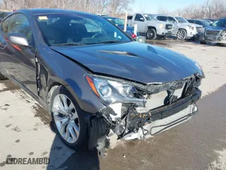 2013 Hyundai Genesis Coupe 2.0T R-Spec with VIN KMHHT6KD5DU084131, listed as a IAAI auction lot 41377276 with 62,106 mi miles. Bid and sale history available at carsss.com. Image 6.