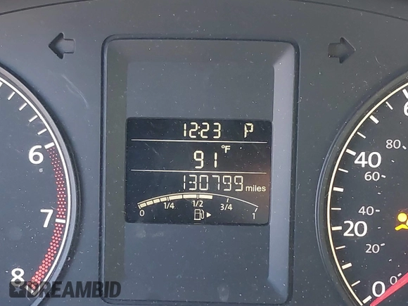 2011 Volkswagen Jetta SE with VIN 3VWDZ7AJ7BM318623, listed as a IAAI auction lot 41131568 with 130,799 mi miles and . Bid and sale history available at DreamBid. Image 15.