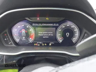 2021 Audi Q3 S line Premium Plus z VIN WA1EECF3XM1039439, wystawiony jako IAAI lot #42400021 z przebiegiem 41 740 mil mil oraz . Historia ofert i sprzedaży dostępna na DreamBid. Obrazek 7.