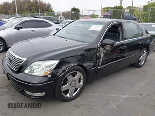 2005 Lexus LS 430 z VIN JTHBN36F455014208, wystawiony jako IAAI lot #42327542 z przebiegiem 125 467 mil mil oraz . Historia ofert i sprzedaży dostępna na DreamBid. Obrazek 2.