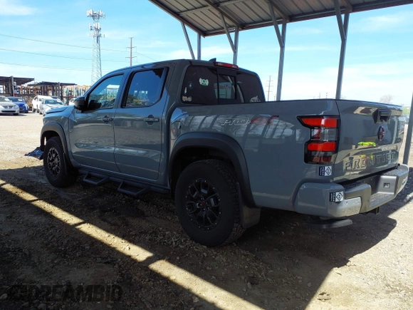 2022 Nissan Frontier SV z VIN 1N6ED1EK5NN685565, wystawiony jako IAAI lot #42091479 z przebiegiem 61 914 mil mil oraz . Historia ofert i sprzedaży dostępna na DreamBid. Obrazek 3.