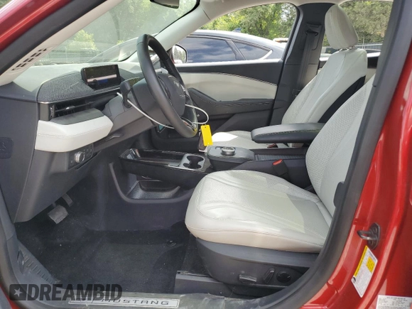 2022 Ford Mustang Mach-E Premium with VIN 3FMTK3SU0NMA01304, listed as a Copart auction lot 63823505 with 35,661 mi miles and Salvage title. Bid and sale history available at DreamBid. Image 7.