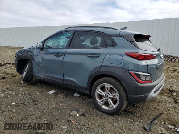 2022 Hyundai Kona SEL with VIN KM8K3CAB7NU900293, listed as a Copart auction lot 47678705 with 10,105 mi miles and Salvage Title. Bid and sale history available at carsss.com. Image 2.