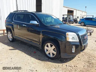 2012 GMC Terrain SLT-1 with VIN 2GKALUEK5C6197261, listed as a IAAI auction lot 42010053 with 118,800 mi miles. Bid and sale history available at carsss.com. Image 1.