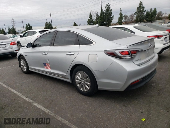 2017 Hyundai Sonata Hybrid SE with VIN KMHE24L18HA045782, listed as a Copart auction lot 76365673 with 104,934 mi miles. Bid and sale history available at carsss.com. Image 2.