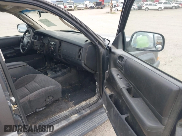 2003 Dodge Durango Sport with VIN 1D4HS38N33F573493, listed as a IAAI auction lot 42362568 with 183,288 mi miles and . Bid and sale history available at DreamBid. Image 5.