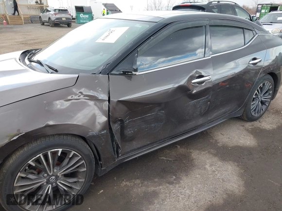2016 Nissan Maxima SV with VIN 1N4AA6AP0GC904168, listed as a IAAI auction lot 41865822 with 121,999 mi miles and . Bid and sale history available at DreamBid. Image 6.