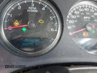 2007 Chevrolet Suburban LT with VIN 1GNFK16397R188641, listed as a IAAI auction lot 41476819 with 209,792 mi miles. Bid and sale history available at carsss.com. Image 7.