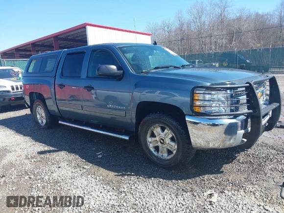 2013 Chevrolet Silverado 1500 LT with VIN 3GCPKSE77DG172991, listed as a IAAI auction lot 41631530 with 155,839 mi miles. Bid and sale history available at carsss.com. Image 1.
