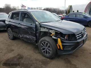 2021 Volkswagen Tiguan S with VIN 3VV0B7AX1MM059495, listed as a Copart auction lot 45988665 with 43,692 mi miles and Salvage Title. Bid and sale history available at carsss.com. Image 4.
