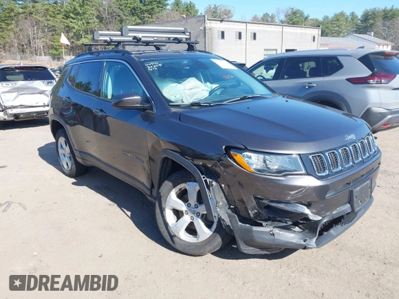 2018 Jeep Compass Latitude z VIN 3C4NJDBB3JT401720, wystawiony jako IAAI lot #42055295 z przebiegiem 55 649 mil mil oraz . Historia ofert i sprzedaży dostępna na DreamBid. Obrazek 13.