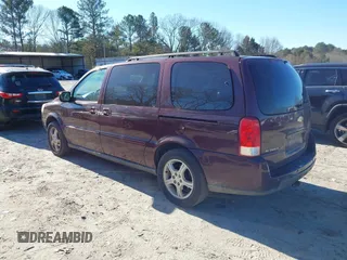 2006 Chevrolet Uplander LT w/1LT with VIN 1GNDV33L76D126441, listed as a IAAI auction lot 41168772 with 166,454 mi miles. Bid and sale history available at carsss.com. Image 3.