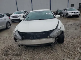 2017 Nissan Altima S z VIN 1N4AL3AP1HN325981, wystawiony jako Copart lot #44838475 z przebiegiem 169 771 mil mil oraz Czysty tytuł • Clean title. Historia ofert i sprzedaży dostępna na DreamBid. Obrazek 5.